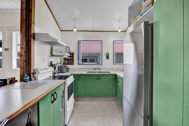 Photo of property in 13 Portia Street, Stratford, 4332