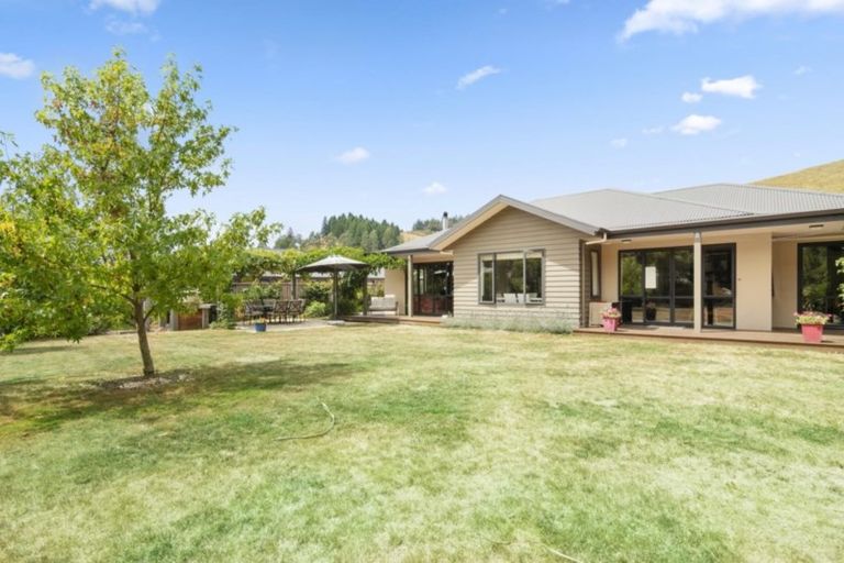 Photo of property in 5a Turner Place, Wakefield, 7025