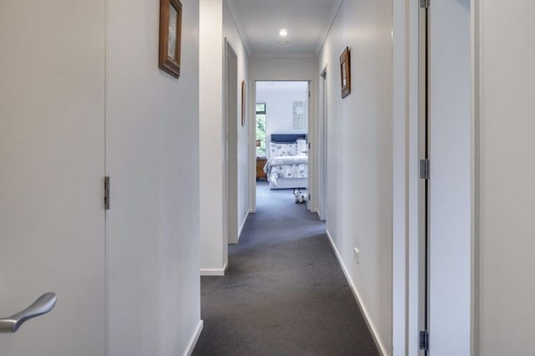 Photo of property in 17 Cambelldon Crescent, Stoke, Nelson, 7011