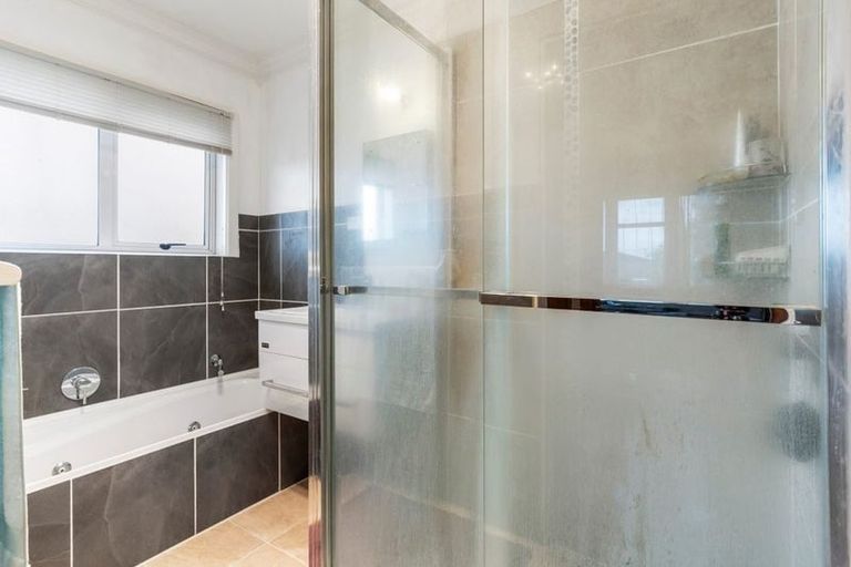 Photo of property in 71 Park Avenue, Papatoetoe, Auckland, 2025