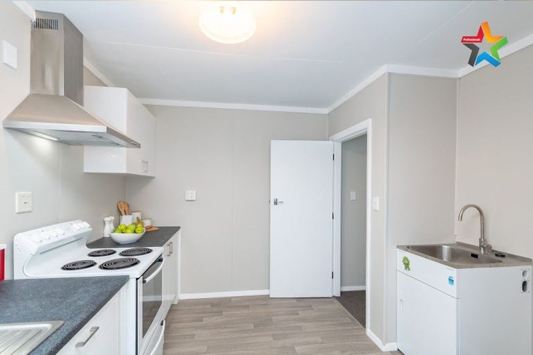 Photo of property in 1/21 Totara Street, Trentham, Upper Hutt, 5018