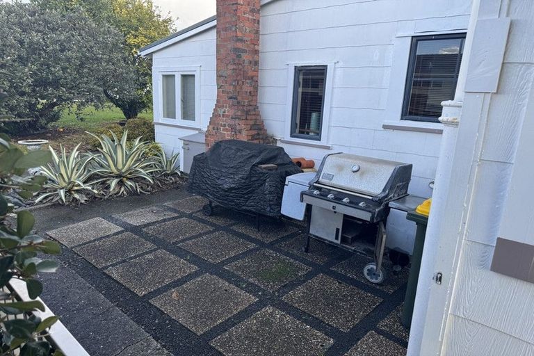 Photo of property in 41 Torkar Road, Clarks Beach, 2122