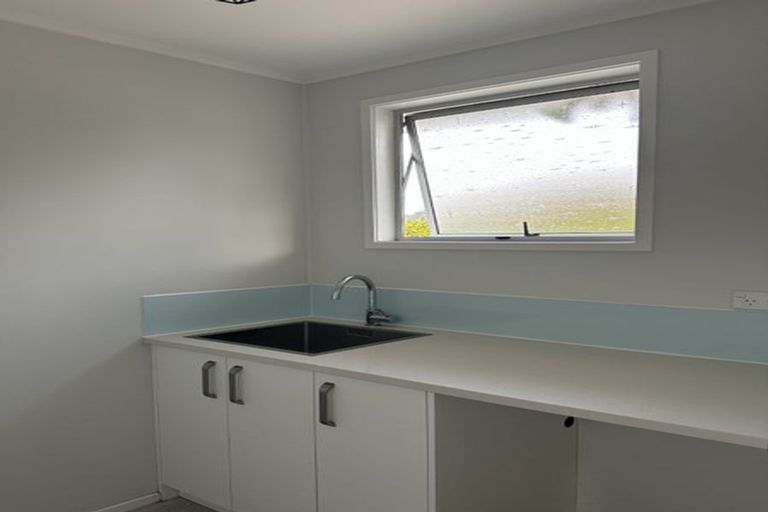 Photo of property in 121 Awaroa Road, Helensville, 0800