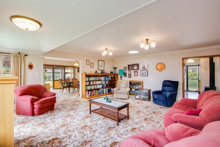 Photo of property in 13 Cornwall Road, Taradale, Napier, 4112