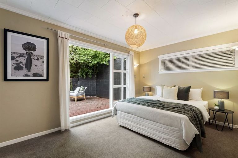 Photo of property in 49 Maritime Terrace, Birkenhead, Auckland, 0626