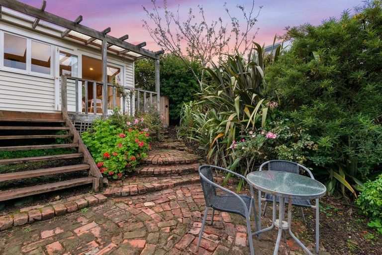 Photo of property in 33 Pacific Street, Roslyn, Dunedin, 9010