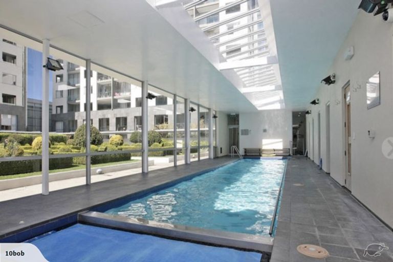 Photo of property in Sanctum Apartment, 10 Ebor Street, Te Aro, Wellington, 6011