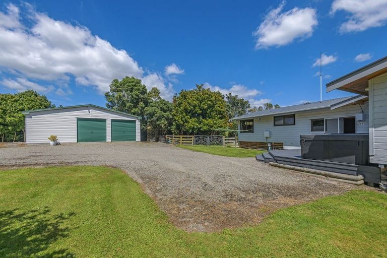 Photo of property in 450 Fitzherbert Road East, Aokautere, Palmerston North, 4471