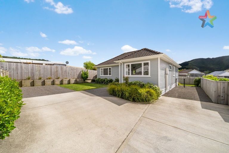 Photo of property in 110b Wellington Road, Wainuiomata, Lower Hutt, 5014