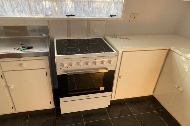 Photo of property in 2 Aiken Road, Saint Johns Hill, Whanganui, 4501