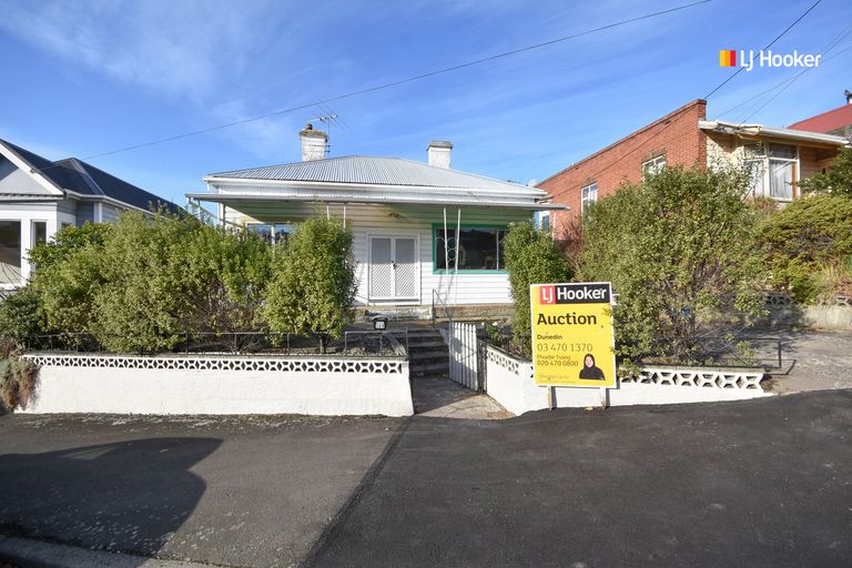 Photo of property in 389 South Road, Caversham, Dunedin, 9012