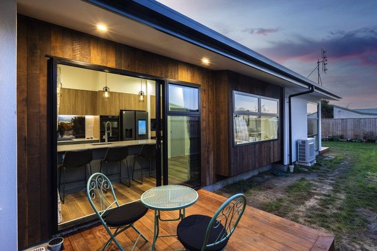 Photo of property in 5 Dray Place, Halswell, Christchurch, 8025