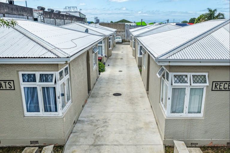 Photo of property in 402a Queen Street East, Hastings, 4122