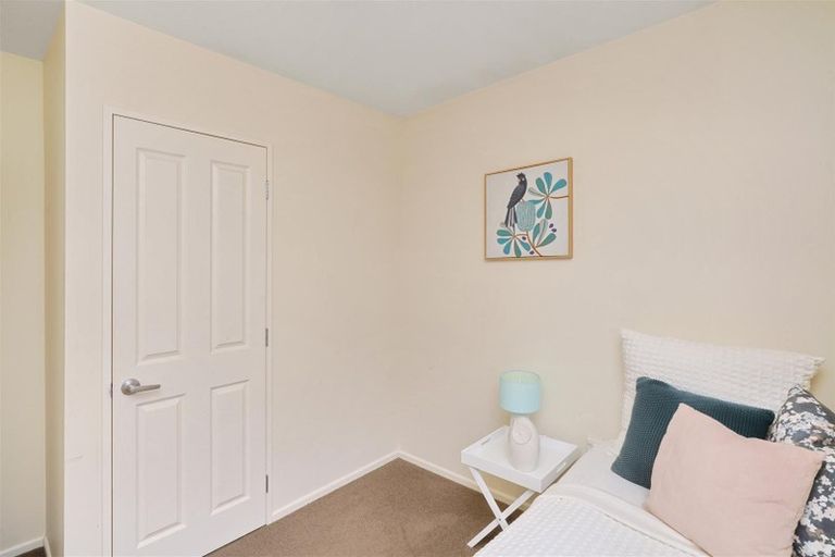 Photo of property in 2/353 Main South Road, Hornby, Christchurch, 8042