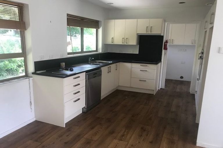 Photo of property in 2/20 Bowling Road, Greenmeadows, Napier, 4112