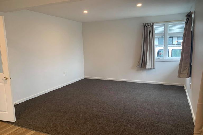 Photo of property in 61 Palmers Road, New Brighton, Christchurch, 8083