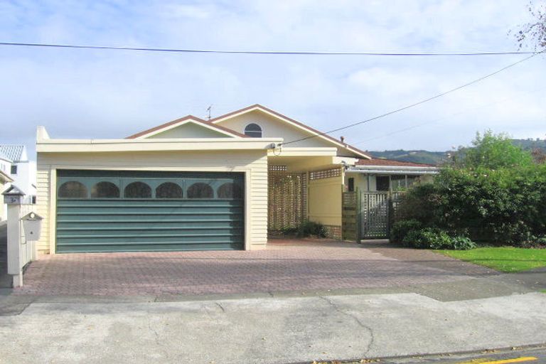 Photo of property in 4 Harley Grove, Boulcott, Lower Hutt, 5010