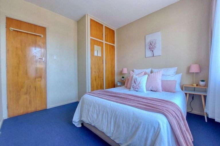 Photo of property in 4/98 Mathesons Road, Phillipstown, Christchurch, 8011