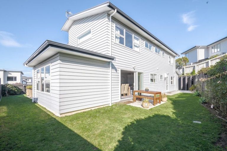 Photo of property in 51 Mauldeth Terrace, Churton Park, Wellington, 6037