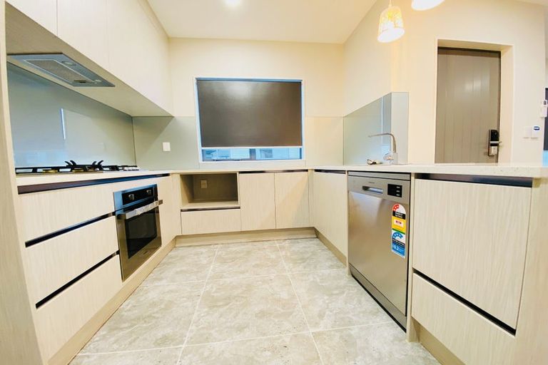 Photo of property in 18b Fernaig Street, Papakura, 2110