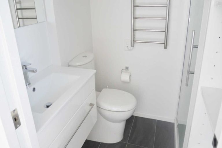 Photo of property in Leicester Executive Apartments, 407/282 Madras Street, Christchurch Central, Christchurch, 8011