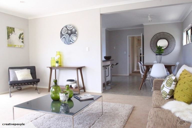 Photo of property in 42 Elliston Crescent, Stanmore Bay, Whangaparaoa, 0932