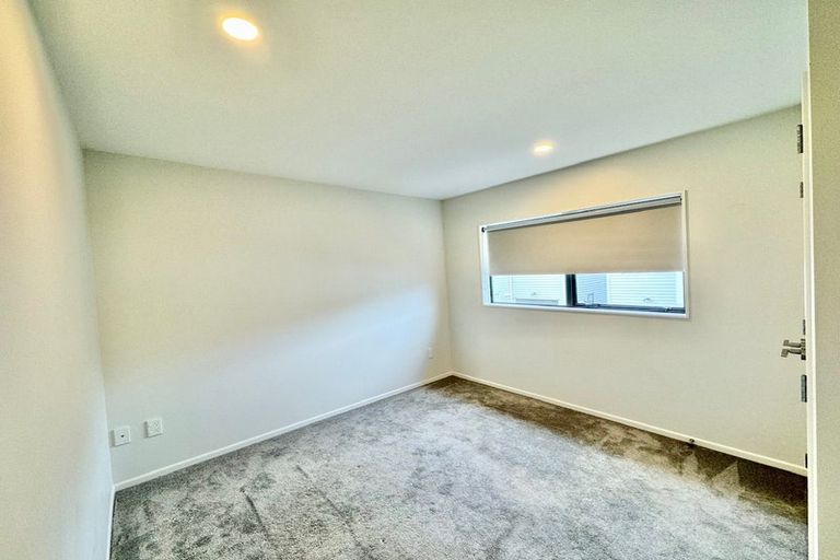 Photo of property in 61a Seabrook Avenue, New Lynn, Auckland, 0600