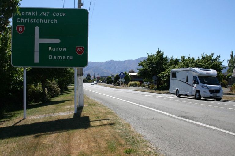 Photo of property in 19 Cirrus Place, Omarama, 9412