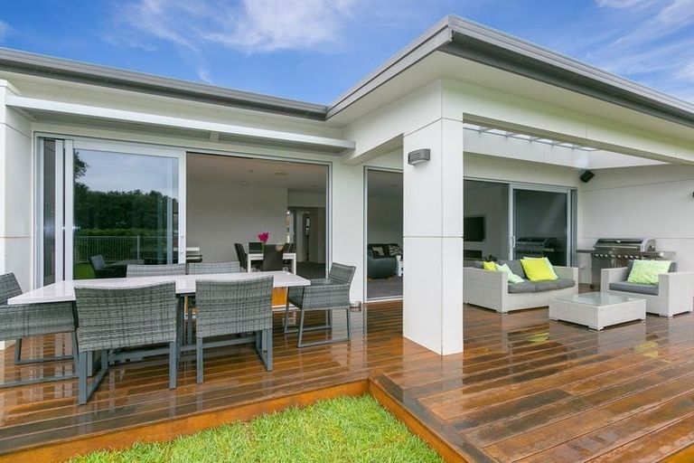 Photo of property in 9 Parkvue Drive, Bell Block, New Plymouth, 4312