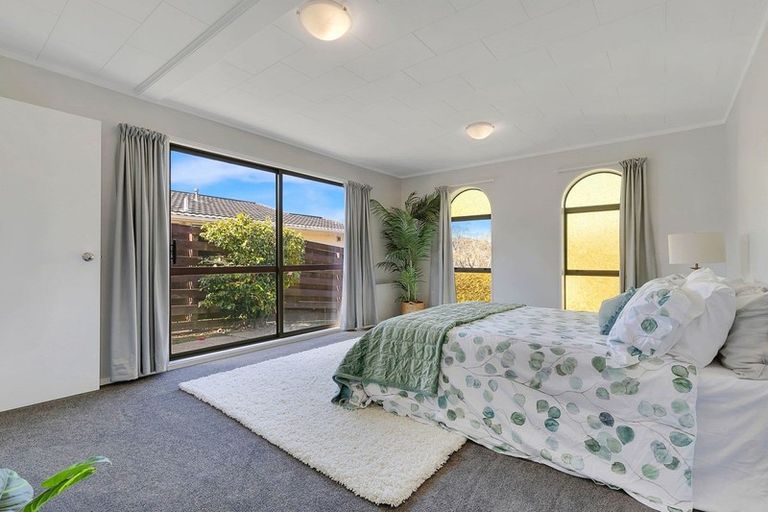 Photo of property in 21 The Mainsail, Whitby, Porirua, 5024