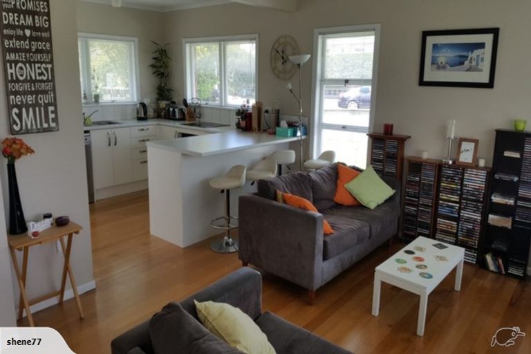 Photo of property in 1/288 Lake Road, Hauraki, Auckland, 0622