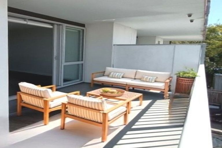 Photo of property in 9/20 Stanmore Road, Phillipstown, Christchurch, 8011