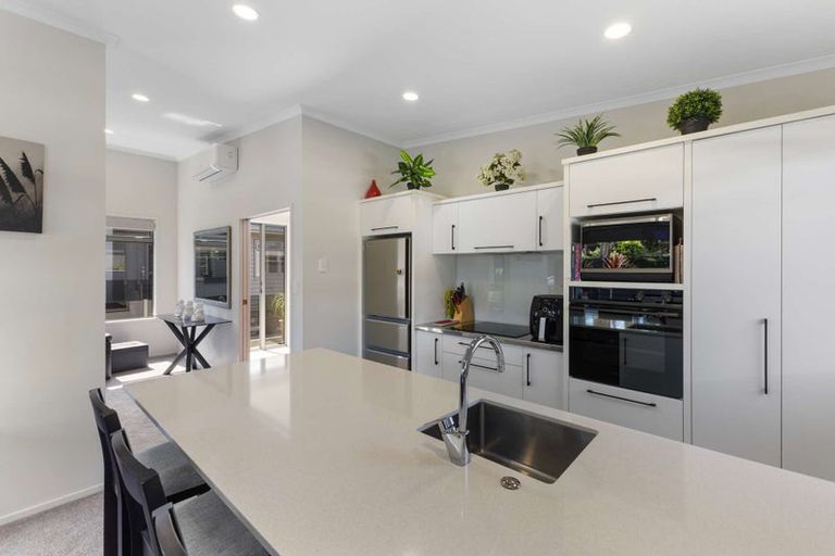 Photo of property in 14 Buller Street, New Plymouth, 4310