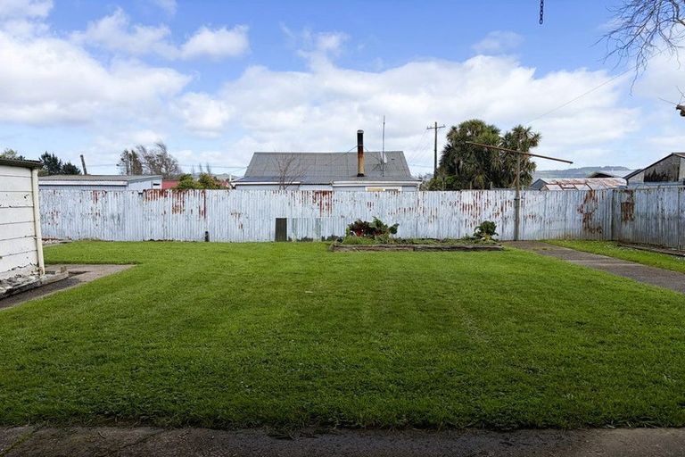 Photo of property in 4 Ohau Street, Dobson, Greymouth, 7805
