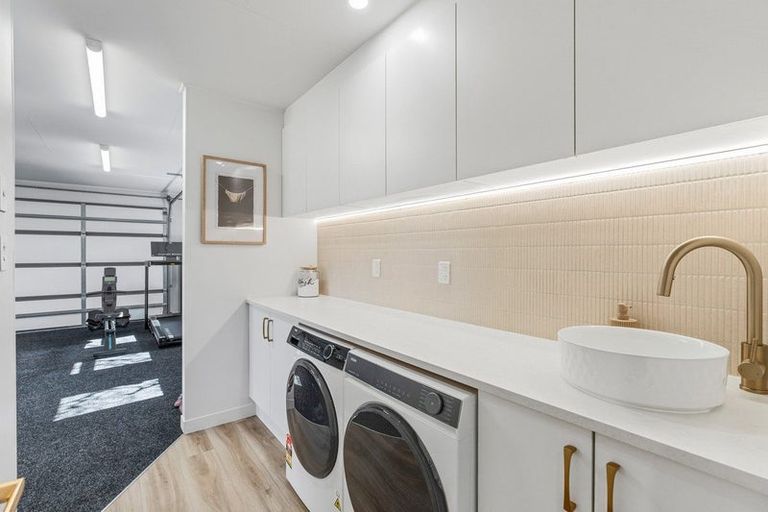 Photo of property in 13 Fenty Place, Mosgiel, 9024