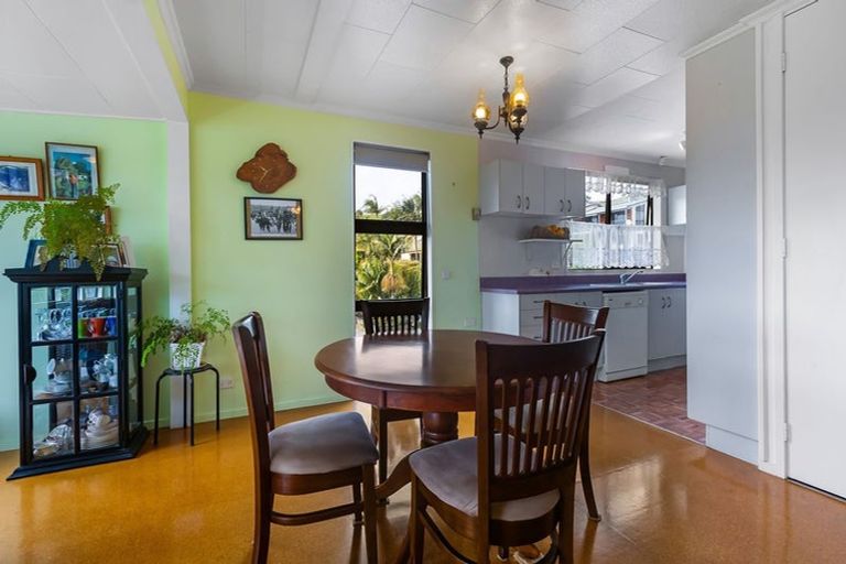 Photo of property in 53 Stratford Drive, Cable Bay, 0420