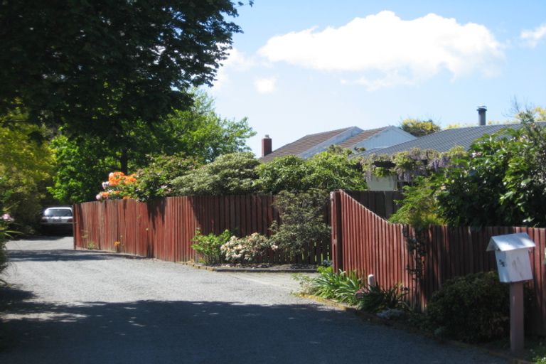 Photo of property in 5b Kilsythe Place, Bishopdale, Christchurch, 8053