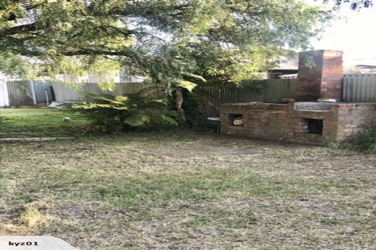 Photo of property in 8 Tomoana Road, Mahora, Hastings, 4120