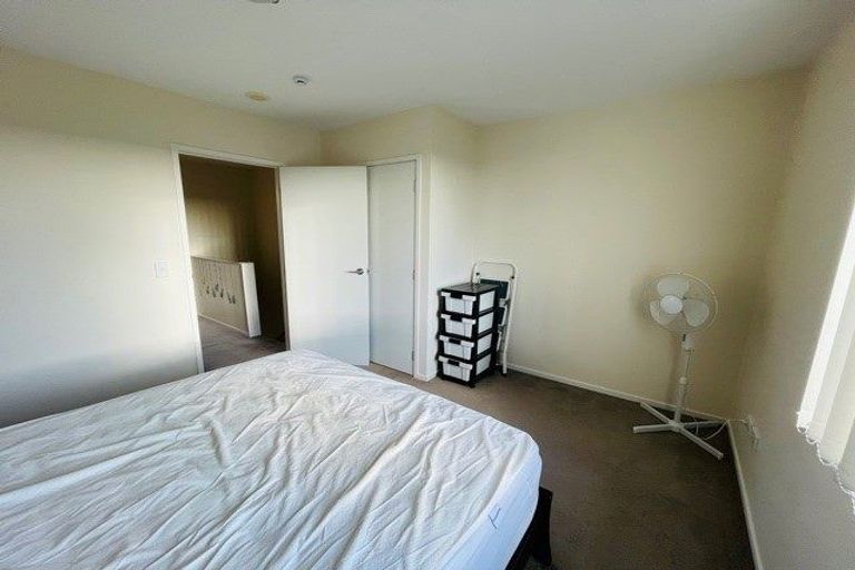 Photo of property in 3/25 Opito Way, East Tamaki, Auckland, 2013