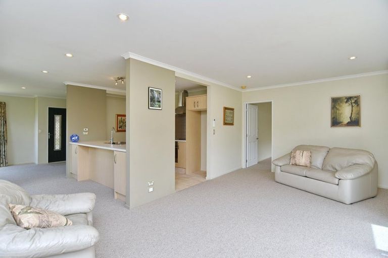 Photo of property in 3 Reeves Road, Rangiora, 7400