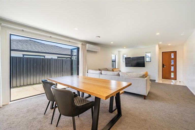 Photo of property in 3 Dahl Drive, Wallaceville, Upper Hutt, 5018