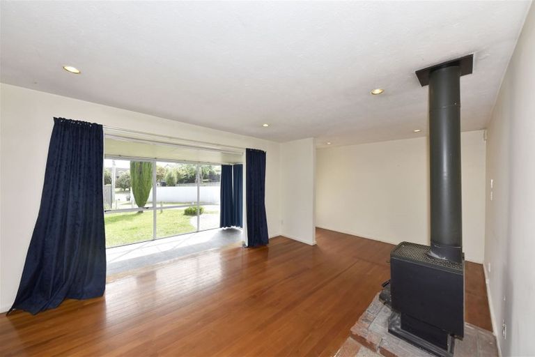Photo of property in 15 Haig Place, Woolston, Christchurch, 8023