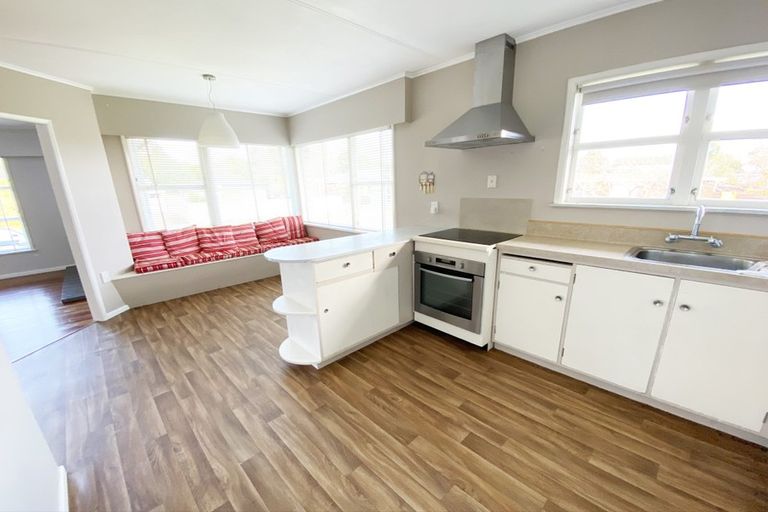 Photo of property in 61 Buick Crescent, Awapuni, Palmerston North, 4412