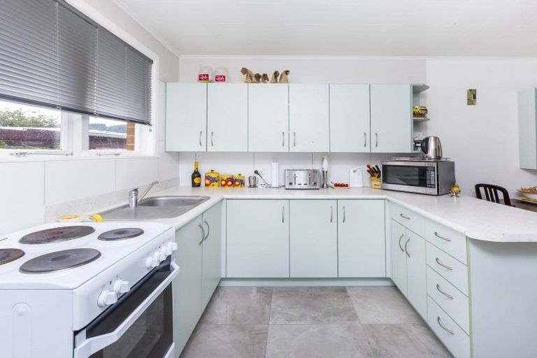 Photo of property in 27a Exchange Street, Ebdentown, Upper Hutt, 5018