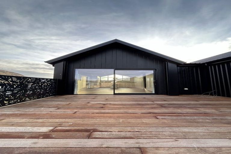 Photo of property in 45 Shepherd Road, Jacks Point, Queenstown, 9371