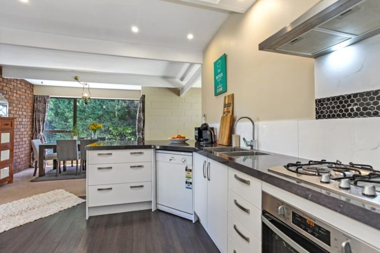 Photo of property in 4 Gloaming Place, Sockburn, Christchurch, 8042