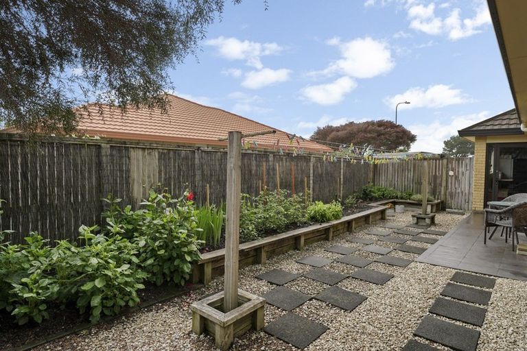 Photo of property in 23 Avion Terrace, Raumati Beach, Paraparaumu, 5032