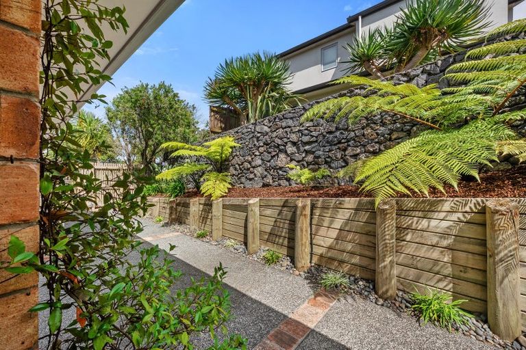 Photo of property in 6 Carol Lee Place, Albany Heights, Auckland, 0632