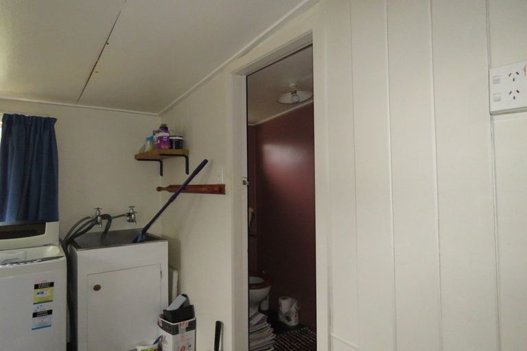 Photo of property in 4 Main Rd Ngakawau, Ngakawau, 7824