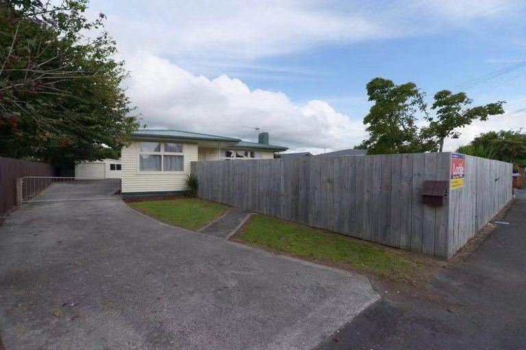 Photo of property in 32 Carrington Avenue, Hillcrest, Hamilton, 3216